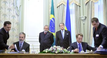 Luiz Inacio Lula da Silva, Nikolay Onishchuk and Viktor Yushchenko