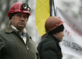 Participants of picketing of Ukrainian Cabinet