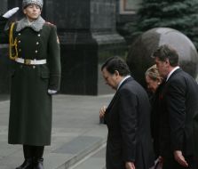 Benita Ferrero-Waldner, Viktor Yushchenko and Jose Manuel Barroso