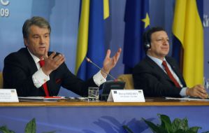 Viktor Yushchenko and Jose Manuel Barroso