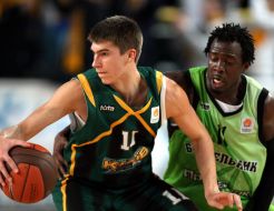 Aleksandr Lipovy and Gerrod Henderson