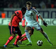 Andriy Yarmolenko and Daniel Alves