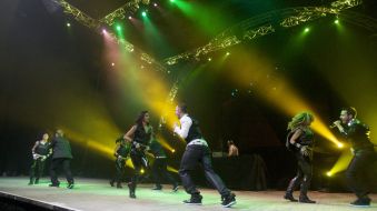 Хауи Дороу, Брайан Литтрелл, Эй Джей Маклин и Ник Картер