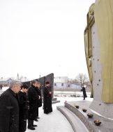 Victor Yushchenko during the laying-on of flowers