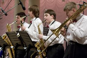 ”Little Band Academy”