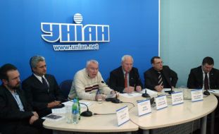 Press-conference participants