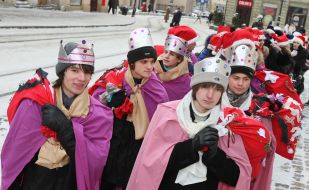 Парад Святых Николаев