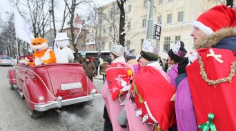 Парад Святых Николаев
