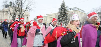 Парад Святых Николаев