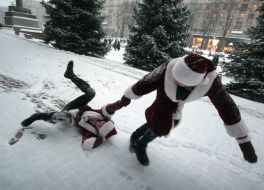 Деды Морозы