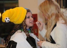 Юная модель