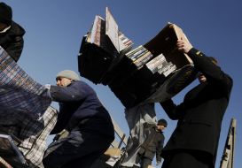 Infringing merchandise utilization