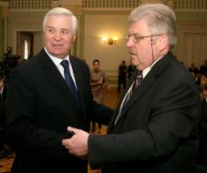 Anatoliy Zlenko and Vladimir Handogiy