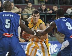 Максим Пустозвонов, Уче Нсонву та Давид Ноел