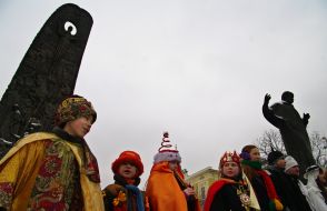 Nativity of Christ celebration participants