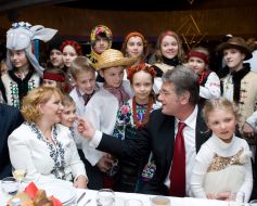 Viktor Yushchenko and Yekaterina Yushchenko
