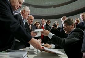 Viktor Yushchenko, Gennadiy Udovenko and Stepan Khmara