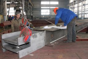Assembling of metal construction