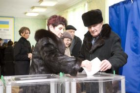 Vladimir Litvin with daughter Nadezhda