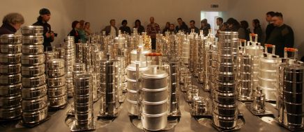 Скульптура ”Вера имеет значение”