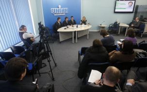 Roman Maidanik, Ruslan Demchak and Alexsei Demchak