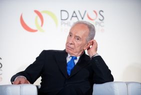 Шимон Перес