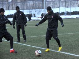 Duglas Kosta de Souza and Alex Teixeira Santos