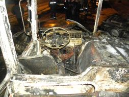 Обгоревший автобус