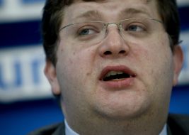 Владимир Арьев