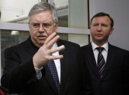 Anatoliy Makarenko and John Tefft