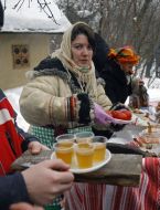 Учасниці святкування Масляної