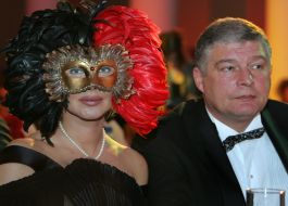 Yevgeniy Chervonenko with wife