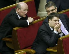 Roman Zvarich, Vyacheslav Kirilenko and Oleg Gumenyuk