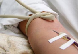 Volunteer donates blood