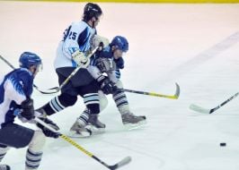 Хоккей. ХК ”Харьков” (Харьков) - ХК ”Сокол” (Киев)