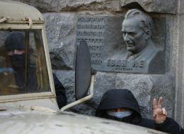 A truck locks included in the apartment of bookstore