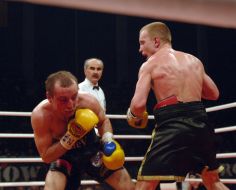 Олег Єфимовичта Андрій Ісаєв