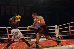 Сервер Емурлаєв та Бернар Донфак