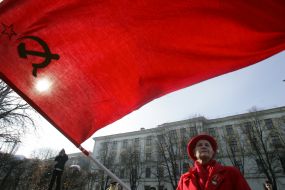 Пожилая женщина