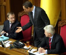 Vladimir Litvin, Nikolay Martynenko and Aleksandr Lavrinovich