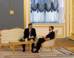Виктор Янукович и Дмитрий Медведев