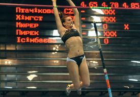 Олена Ісінбаєва