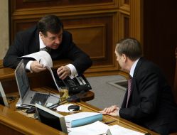 Aleksandr Lavrinovich and Adam Martynyuk