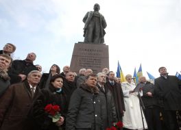 Участники митинга