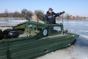 Сотрудник МЧС