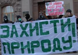 Participants of march in defence of nature