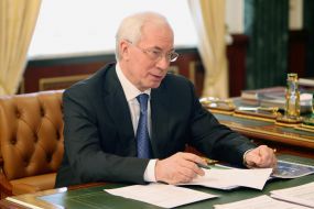 Николай Азаров
