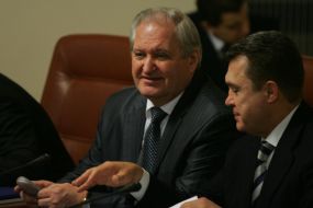 Vladimir Seminozhenko and Viktor Tikhonov