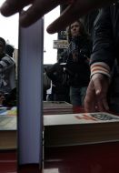 Стенд з книгами на продаж