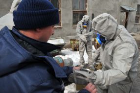 Сотрудники МЧС